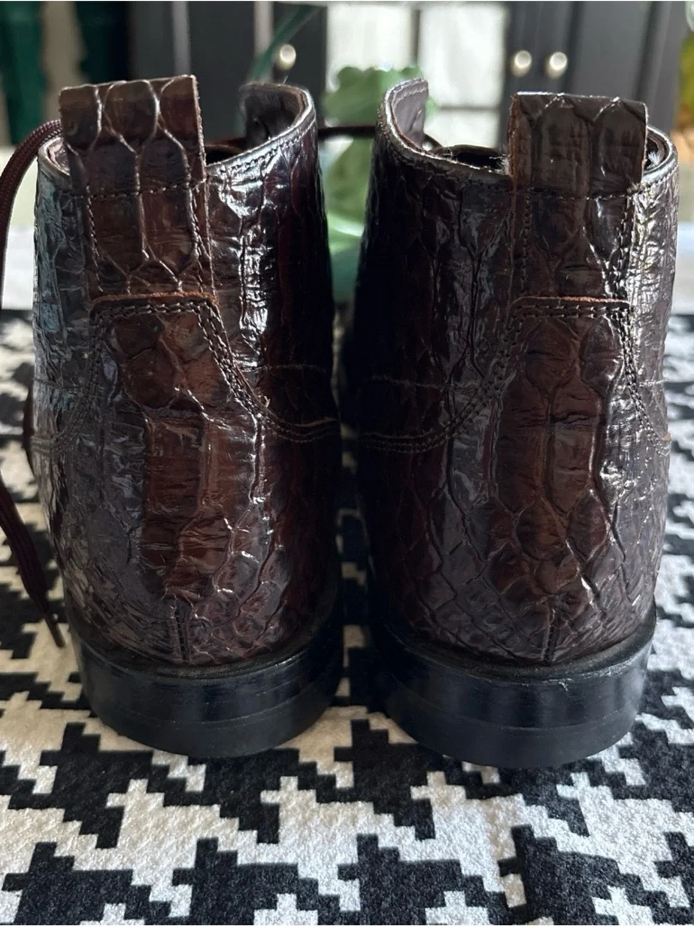 Adams Men's Brown Croc-Embossed Leather Chukka Boots